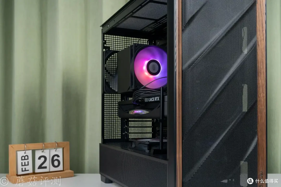 或50系高端显卡中值得入的一款、影驰RTX 5070 Ti星曜NOX OC显卡