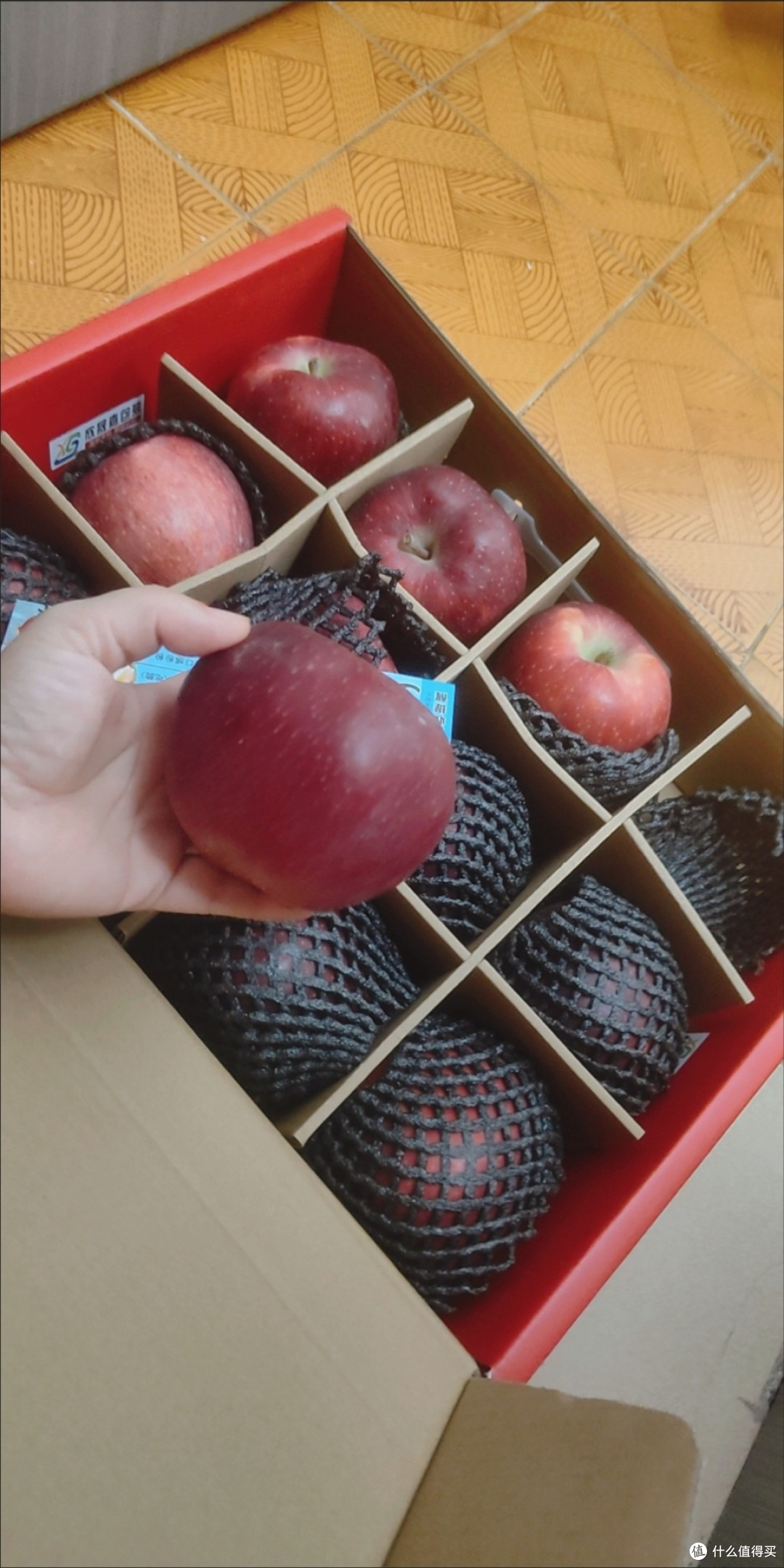 中秋收到这箱花牛苹果，才懂“国产蛇果”的惊艳