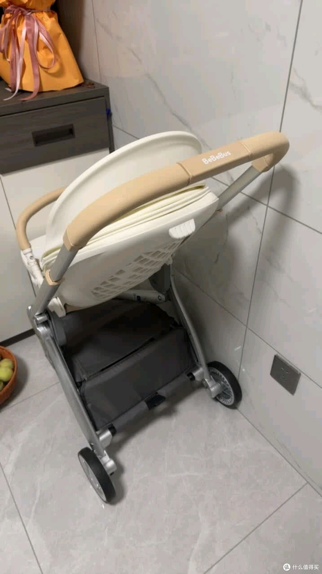 宝宝出行无忧，轻便高景观推车
