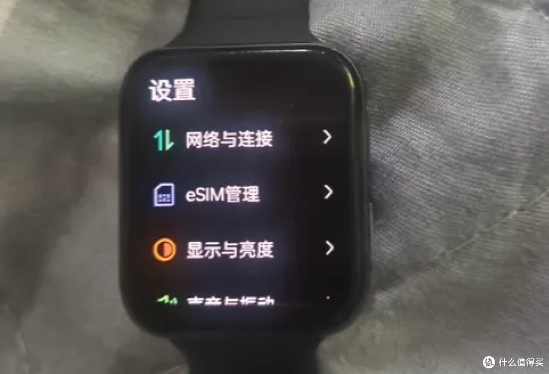 原价1999如今200多的智能手表,eSIM独立通话 + 100 种运动模式。