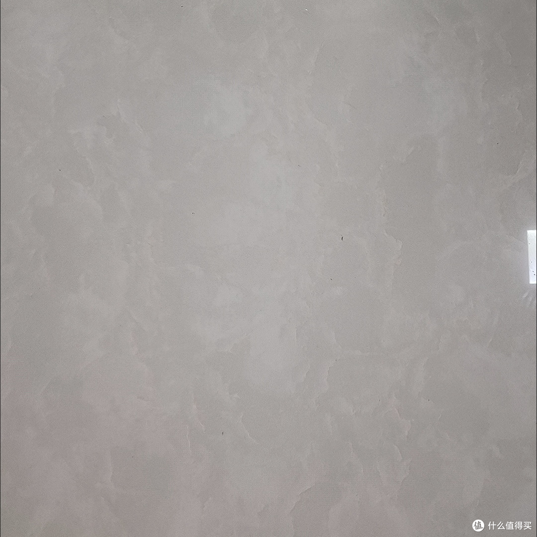 地板清洁不再难:滴露清洁剂帮了大忙