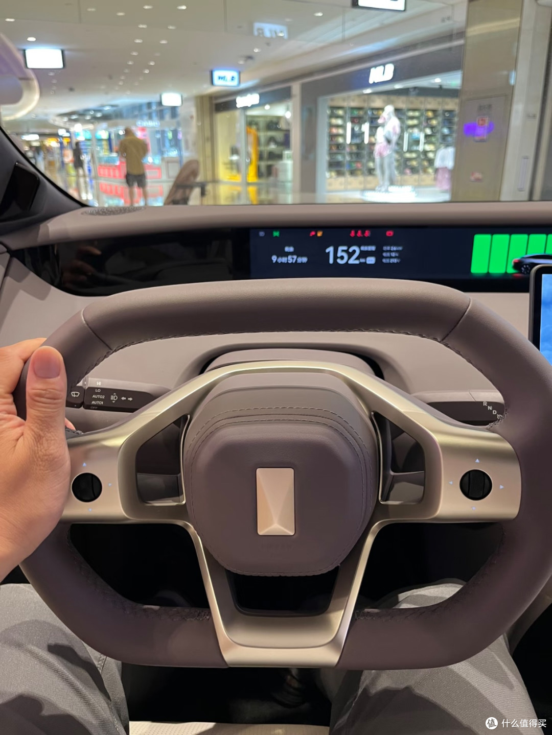 试驾完阿维塔06、Model3和智己L6，我选了谁