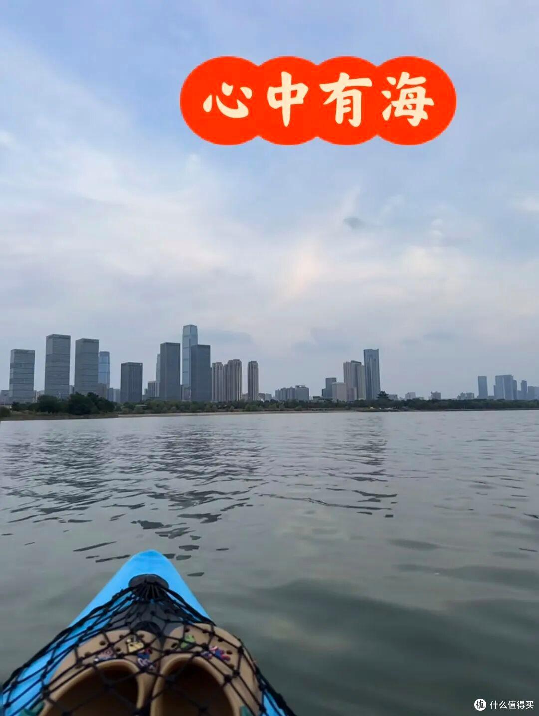 湖南一小伙,因“入住毛坯房”爆火,仅一地板就圈粉无数,真高级