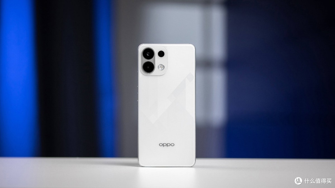 OPPO放弃“高利润”,7000mAh+骁龙6Gen4+OLED直屏,跌至896元