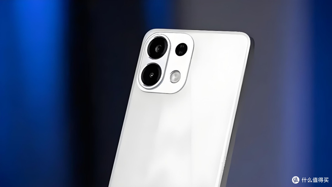 OPPO放弃“高利润”,7000mAh+骁龙6Gen4+OLED直屏,跌至896元