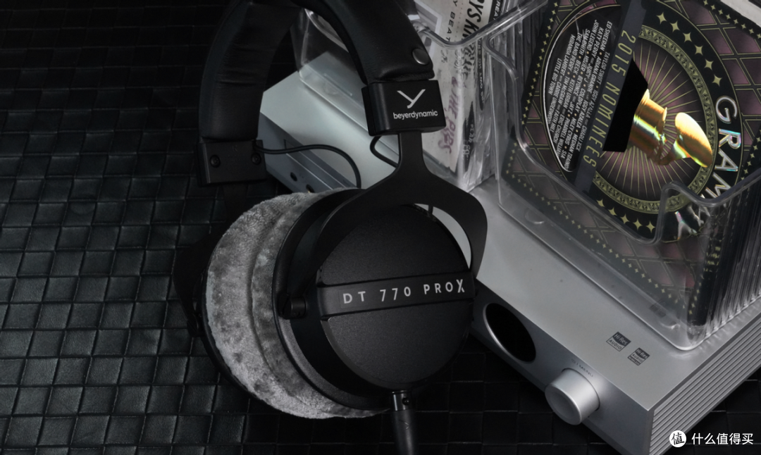 监听与欣赏音乐两不误!评拜雅DT770 PRO X头戴式录音棚专用耳机