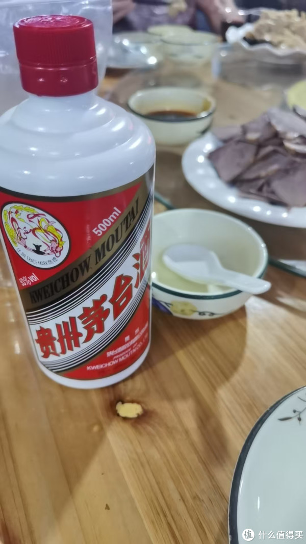 国庆节，喝茅台与五粮液，详细口感分享_白酒_什么值得买
