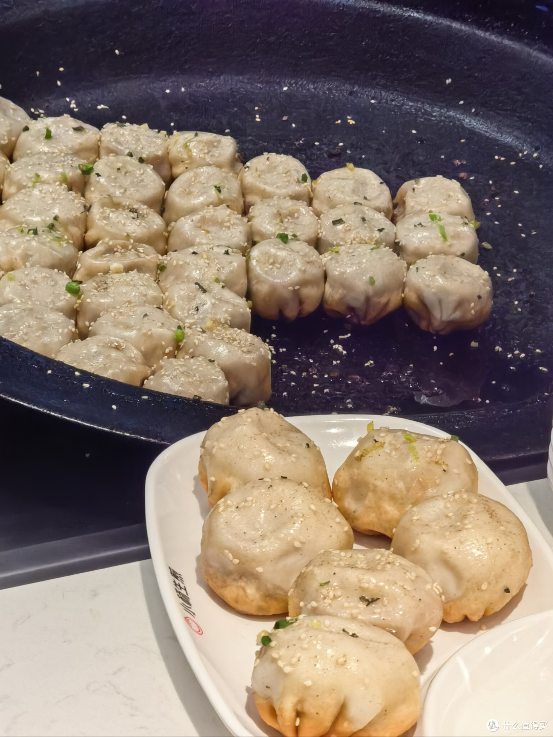 上海生煎百年味：从市井小吃到城市名片