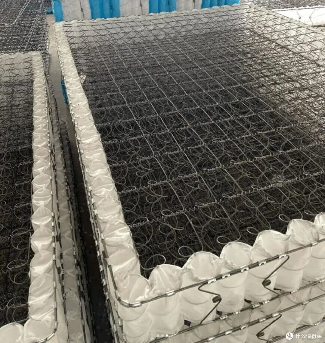 不管有钱没钱,床垫一定坚持这“5不买”,内行人:太难用了!