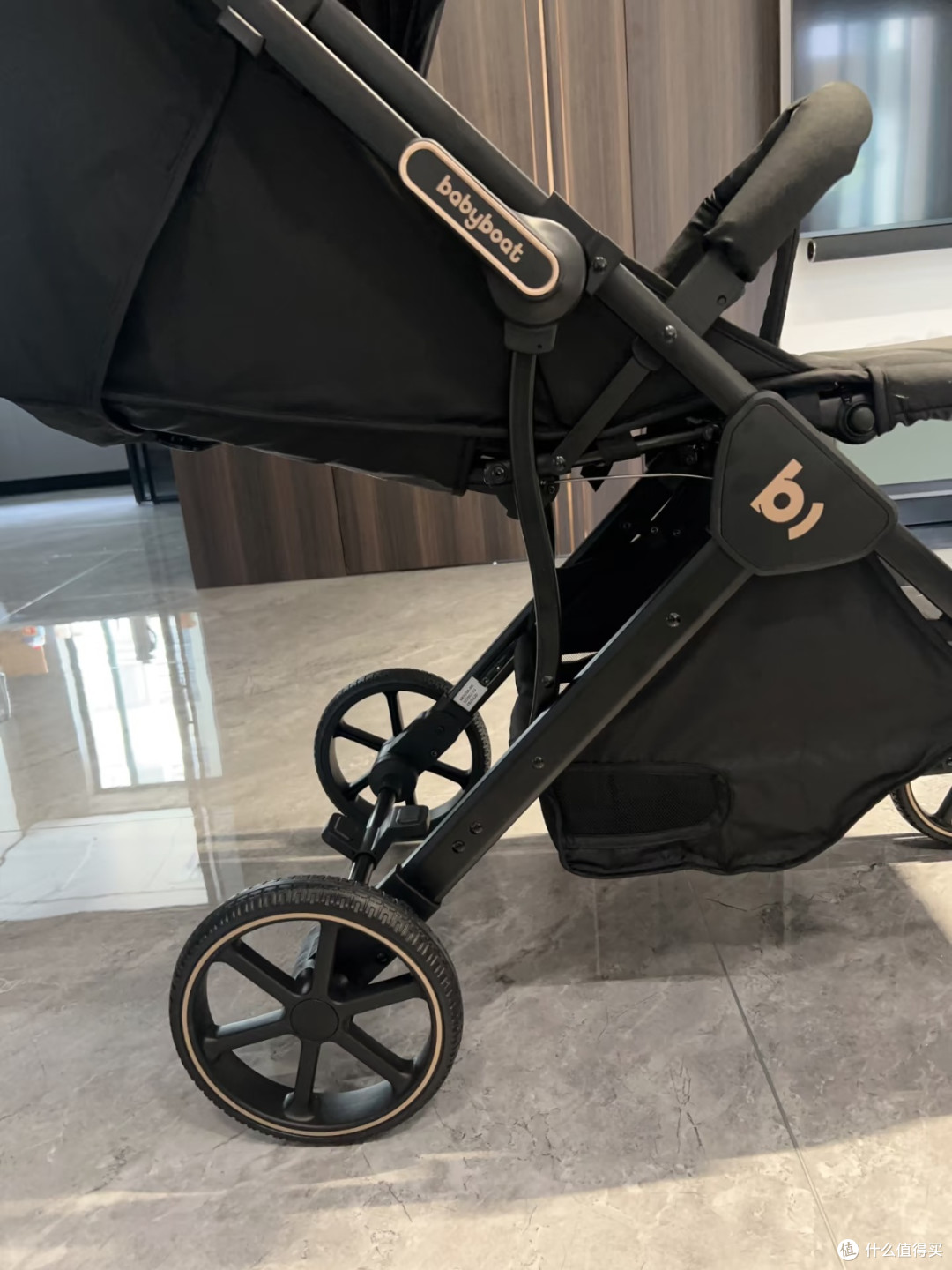 Babyboat 5代让带娃出门变轻松