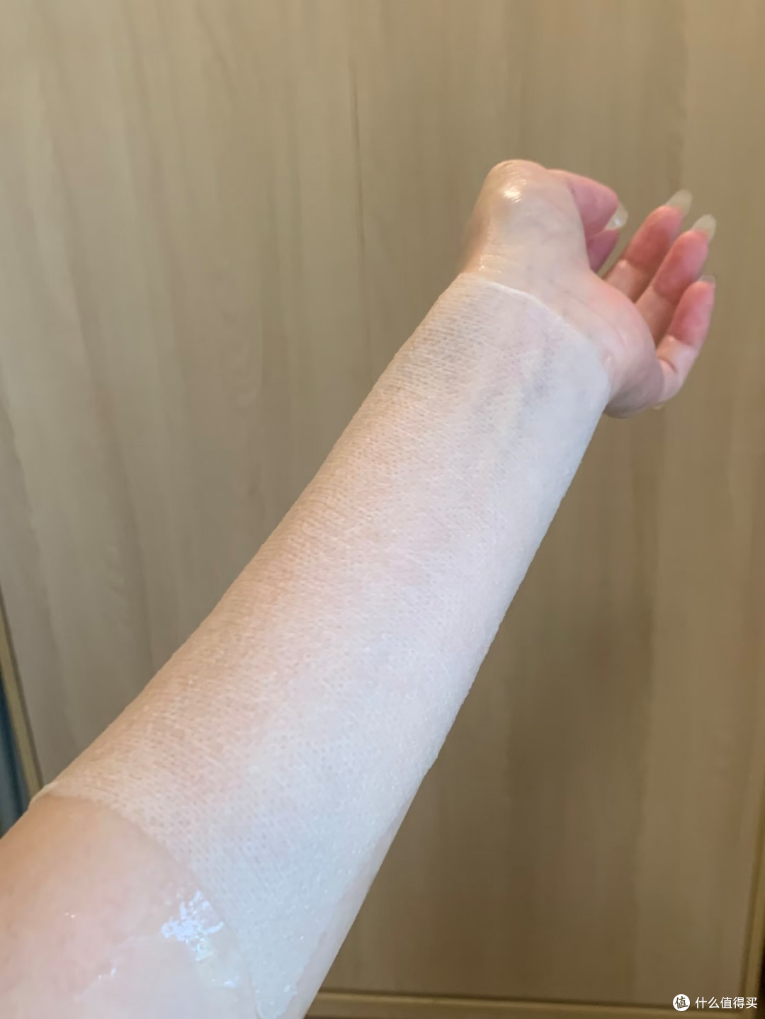 夏天底妆不卡粉的秘密!达尔肤抛光水一分钟搞定爽肤