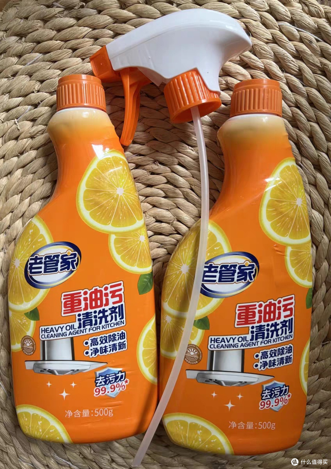 老管家重油污净实测:轻松清洁厨房
