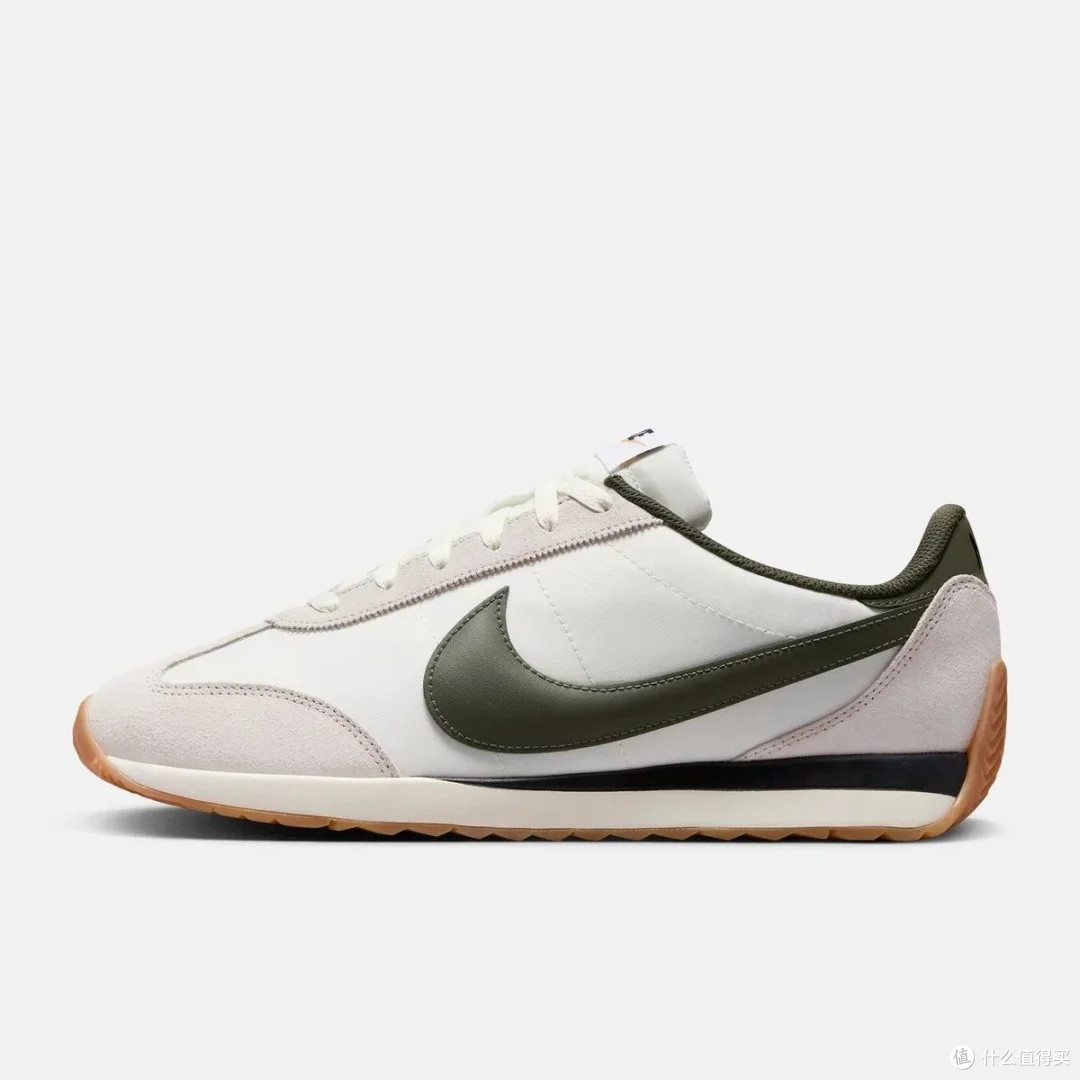 Nike PACIFIC：简约时尚与舒适兼备