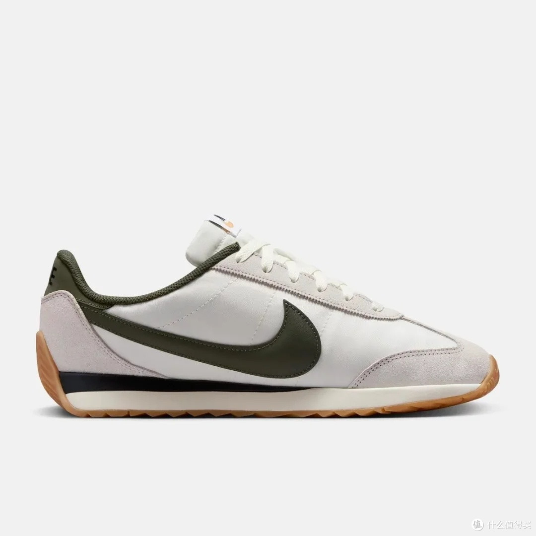 Nike PACIFIC:简约时尚与舒适兼备