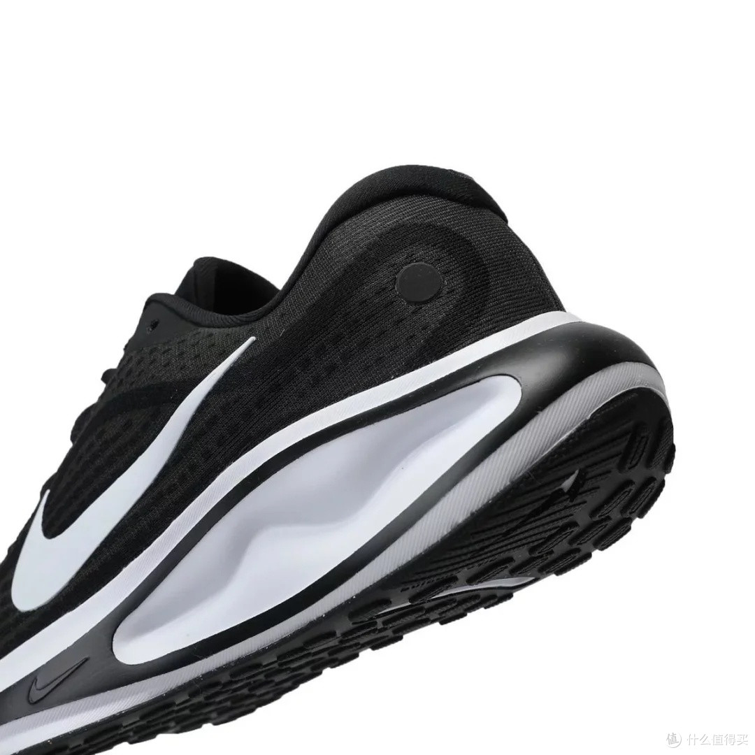 Nike JOURNEY RUN:全能跑鞋深度评测