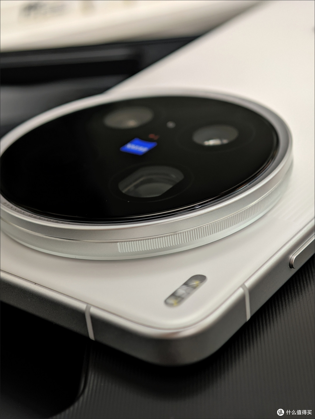 国产影像机皇——vivo X200 Ultra