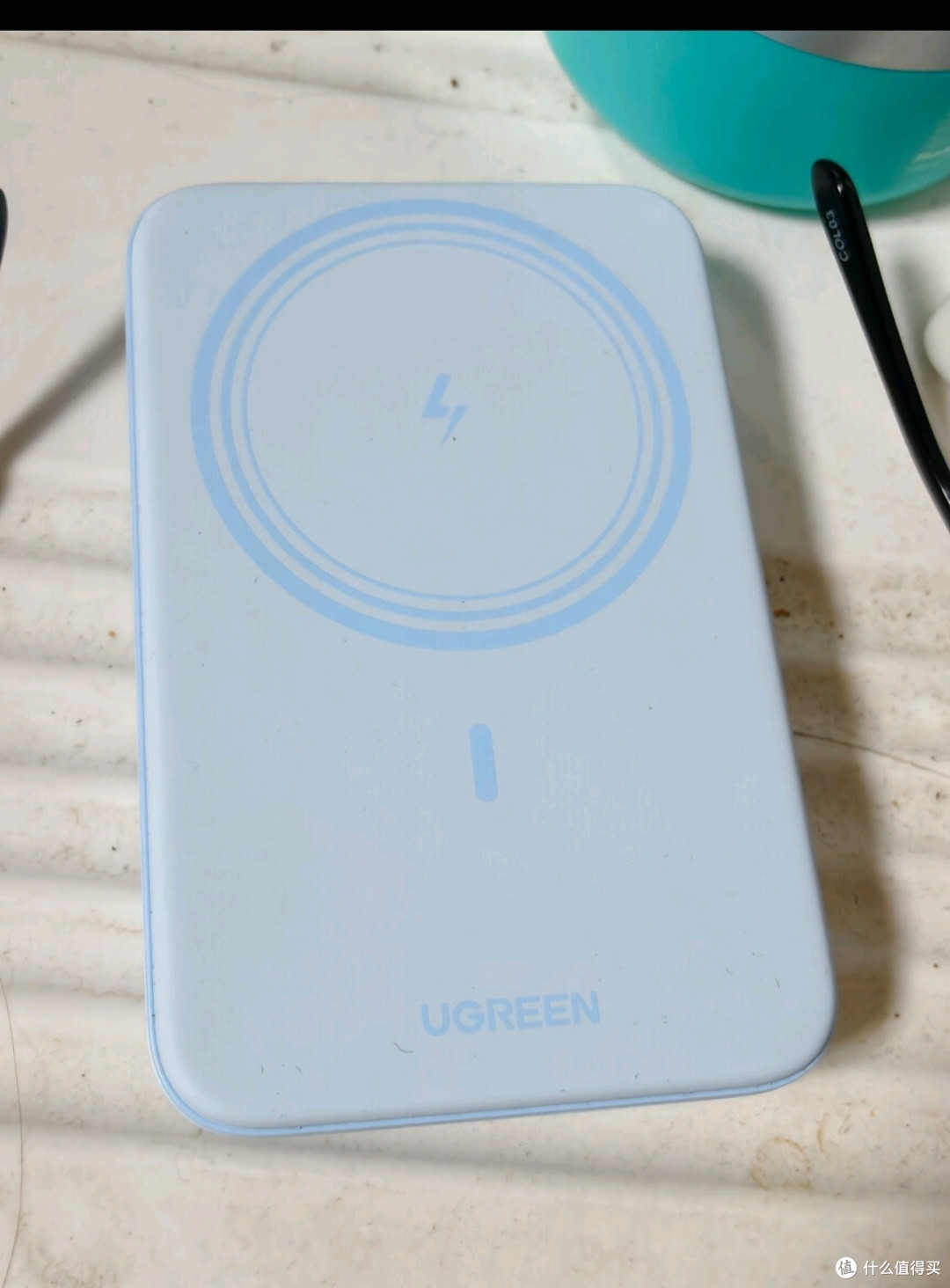 绿联【3C认证可上飞机】iPhone17磁吸充电宝 20W快充10000mAh兼容