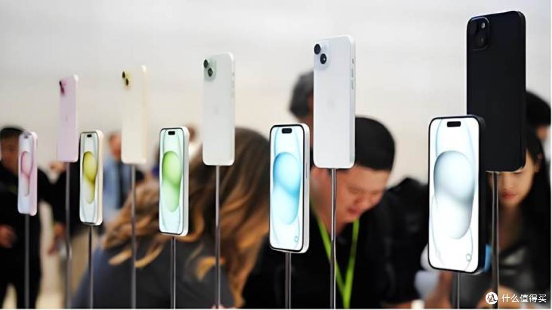 旗舰市场“真香机”:iPhone 15降至3899元,这波捡漏太爽了!
