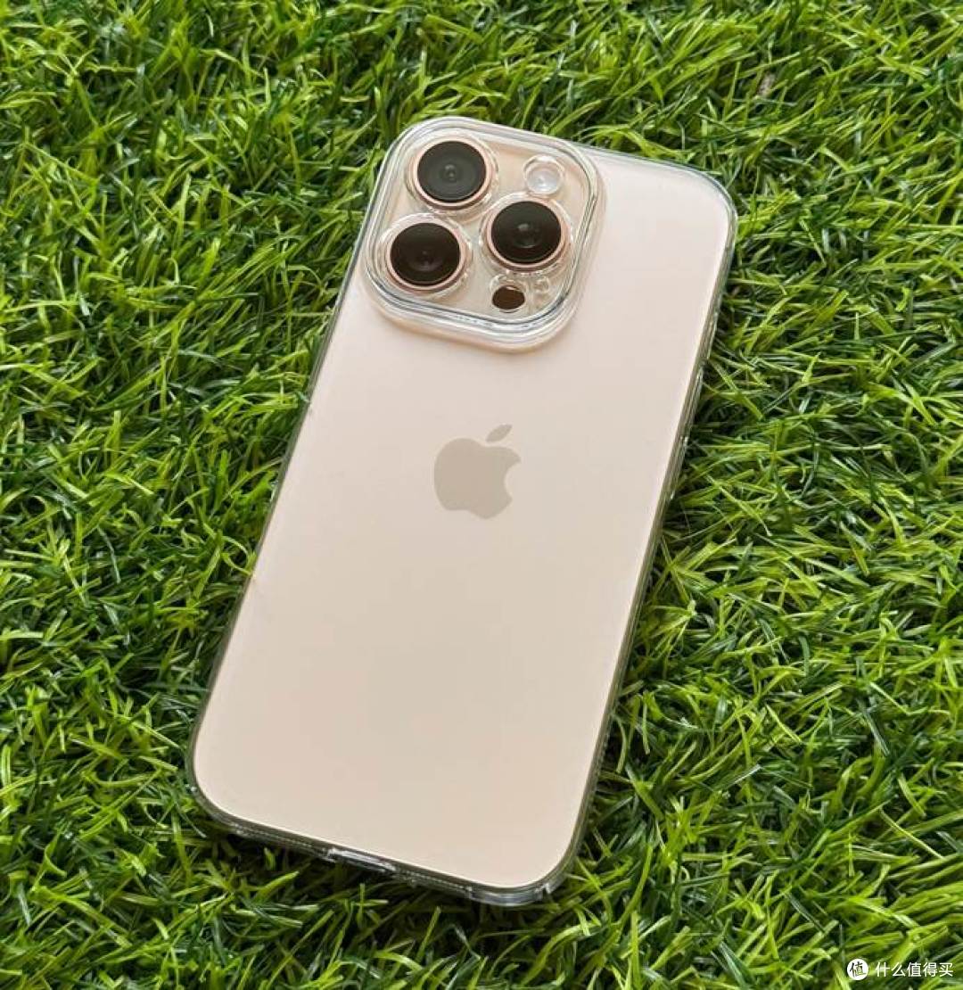 旗舰市场“真香机”:iPhone 15降至3899元,这波捡漏太爽了!