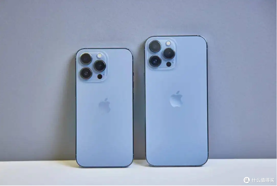 旗舰市场“真香机”:iPhone 15降至3899元,这波捡漏太爽了!
