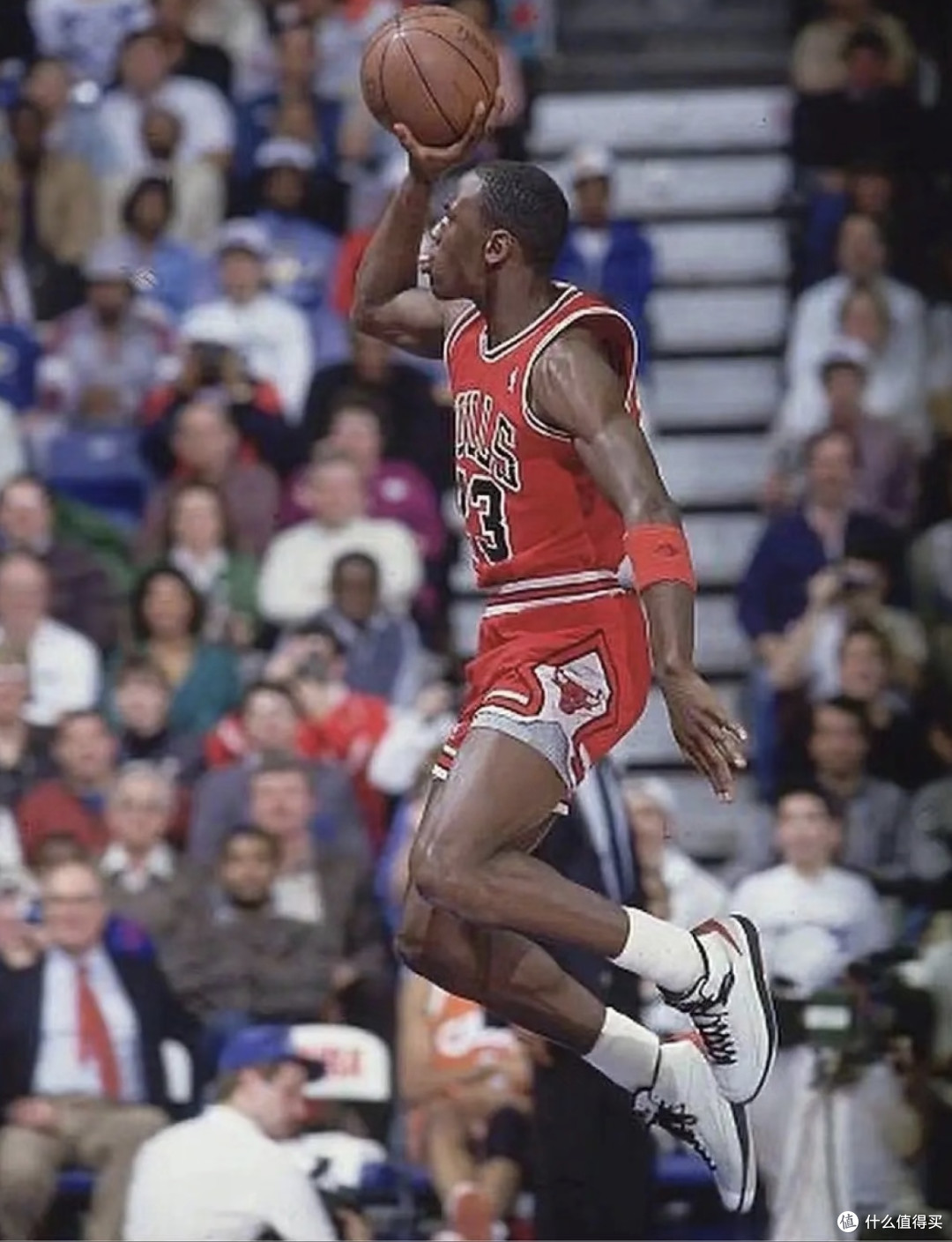 传奇永不止步:Air Jordan十双经典战靴的不朽故事