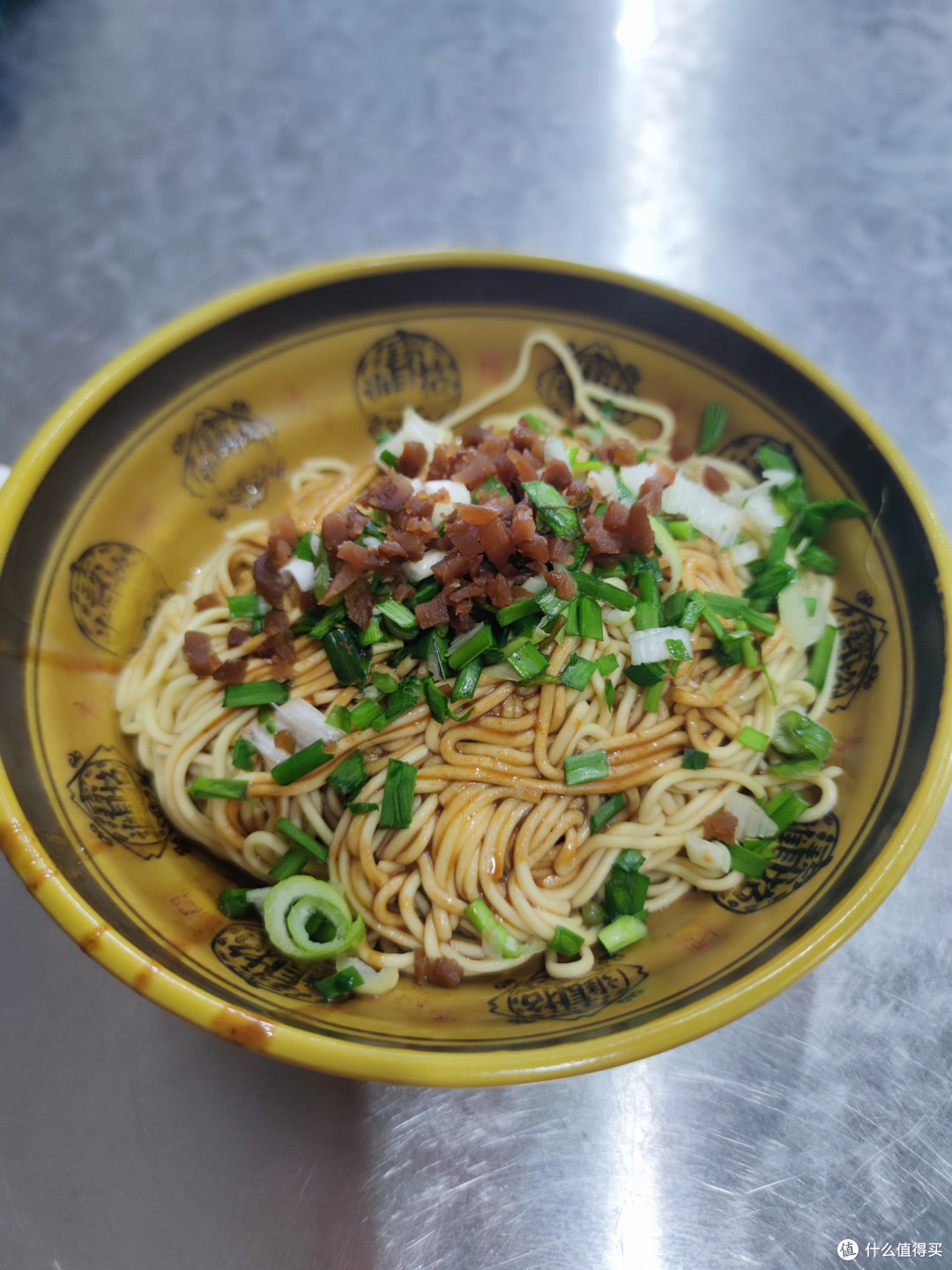 我心中的两大面食“顶流”-襄阳牛肉面和武汉热干面。


