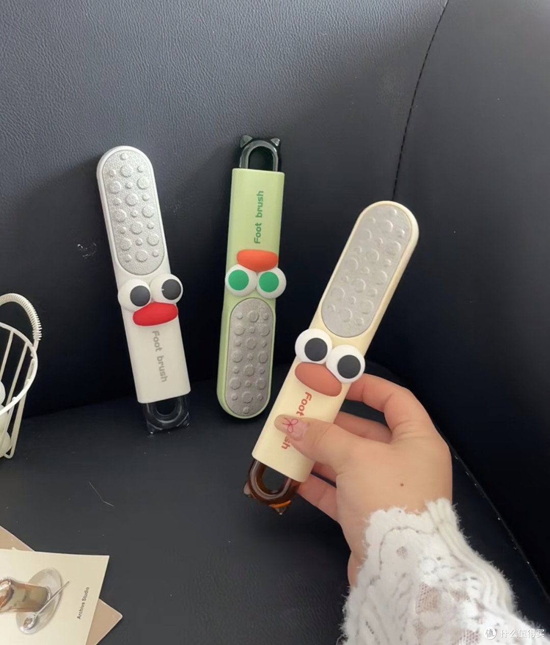 足部护理革新体验|这款磨脚器何以成为精致女孩的「隐形丝袜」?