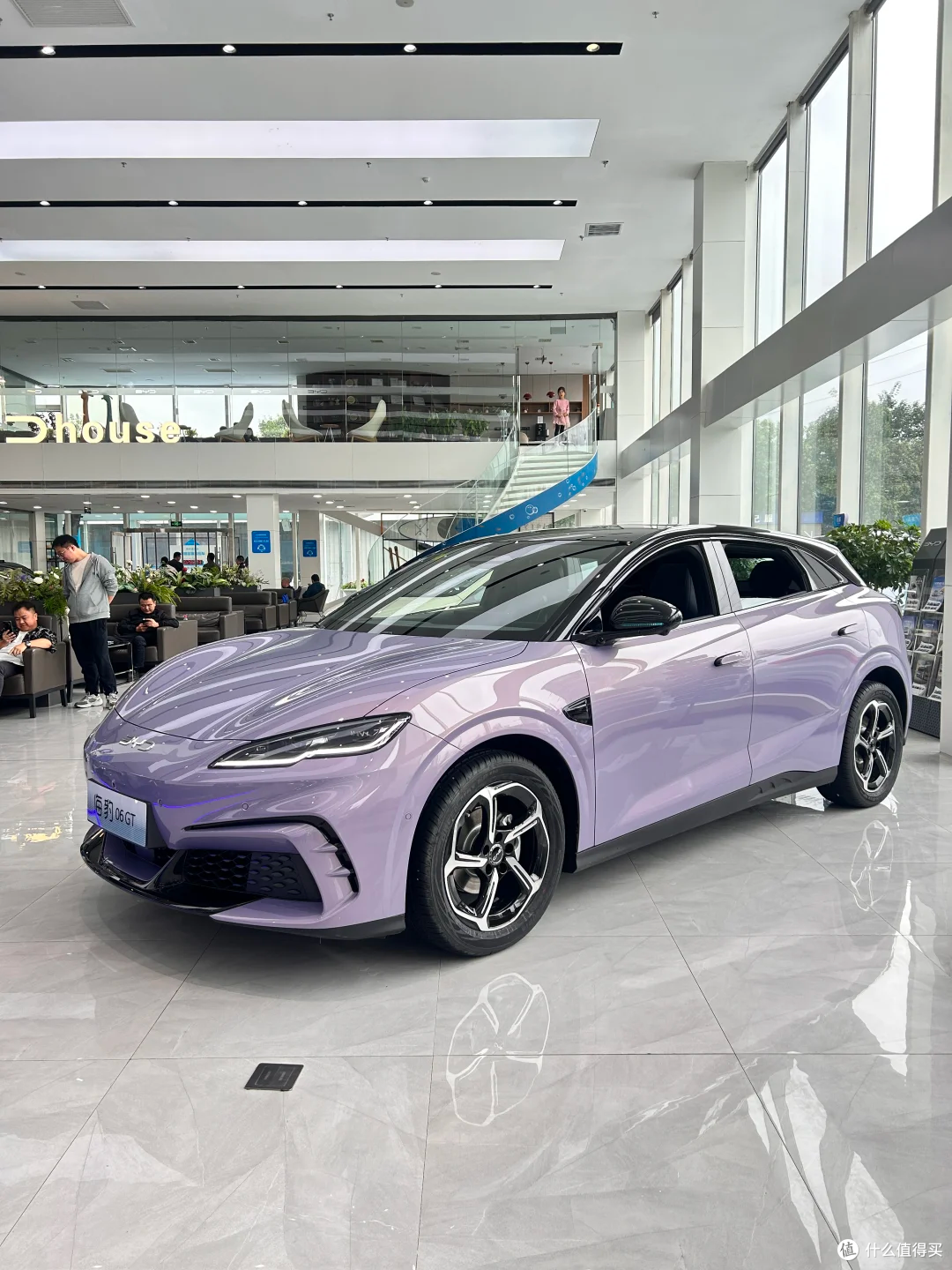 性能控的 “技术狂欢”,海豹 06GT 的电动 GT 硬核密码