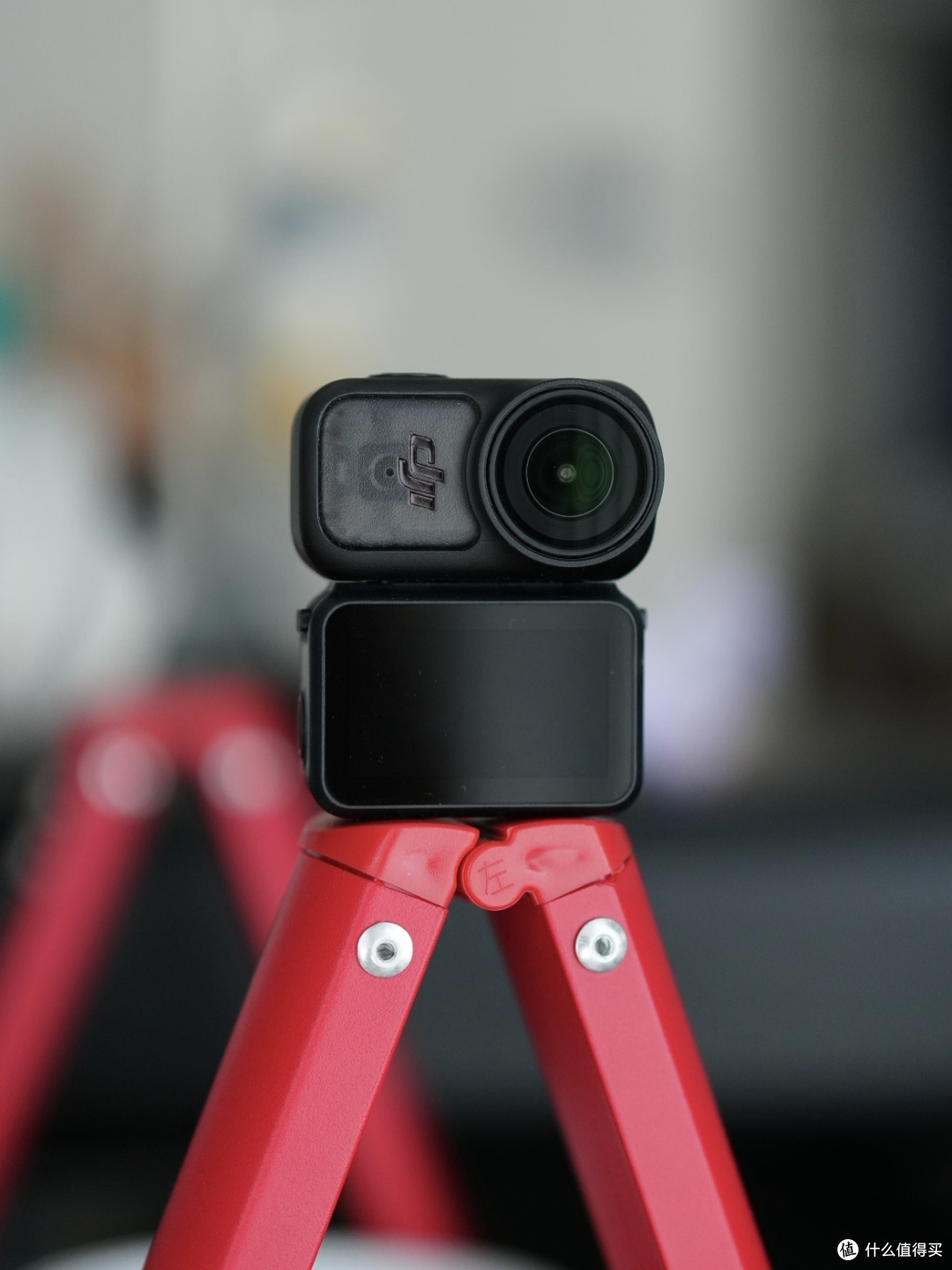 大疆Osmo Nano:骂骂咧咧买完,真香到焊在手上!