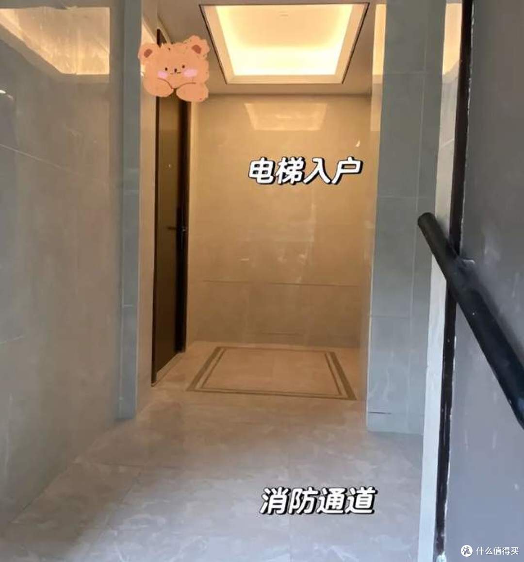 为什么越来越多人逃离“一梯两户”?业主说出实情,原因太现实