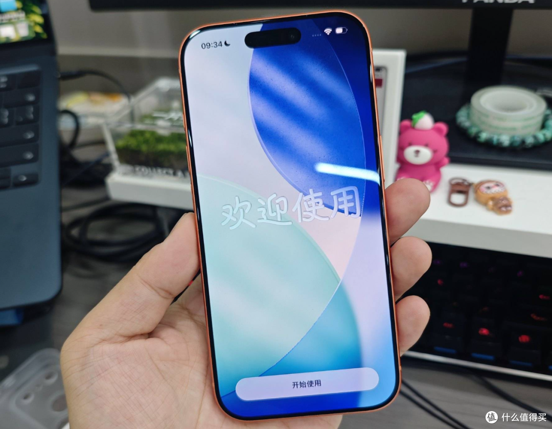 iPhone 17上市后,三款都卖爆了,为什么国人越吐槽越要买?