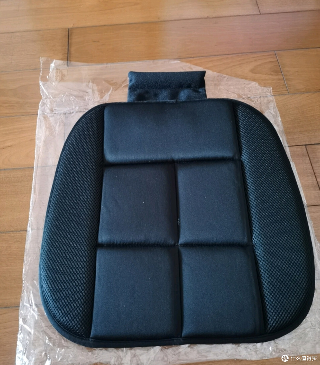 好车用品推荐:迪加伦四季通用日式汽车竹炭坐垫透气