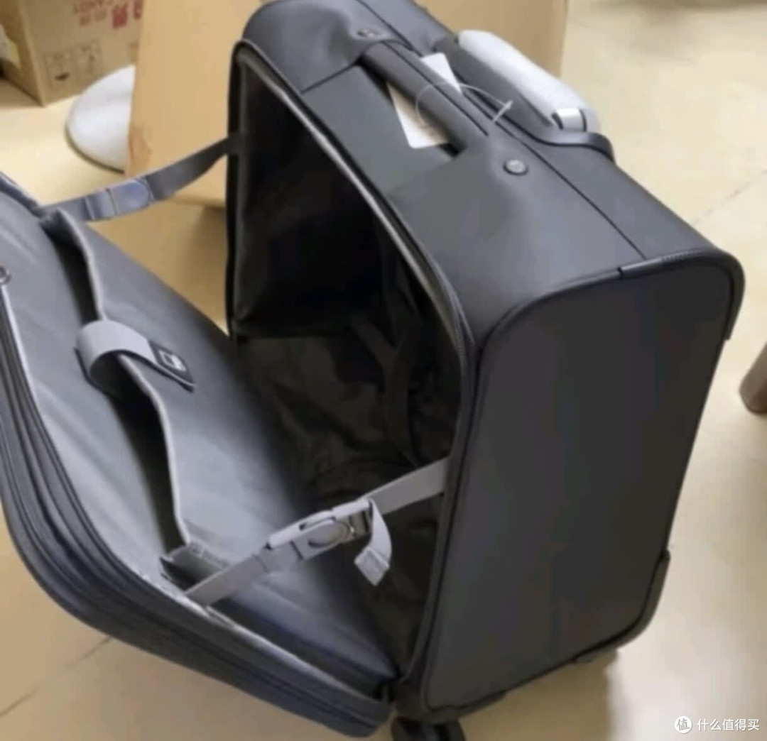 汉客16英寸商务旅行箱测评