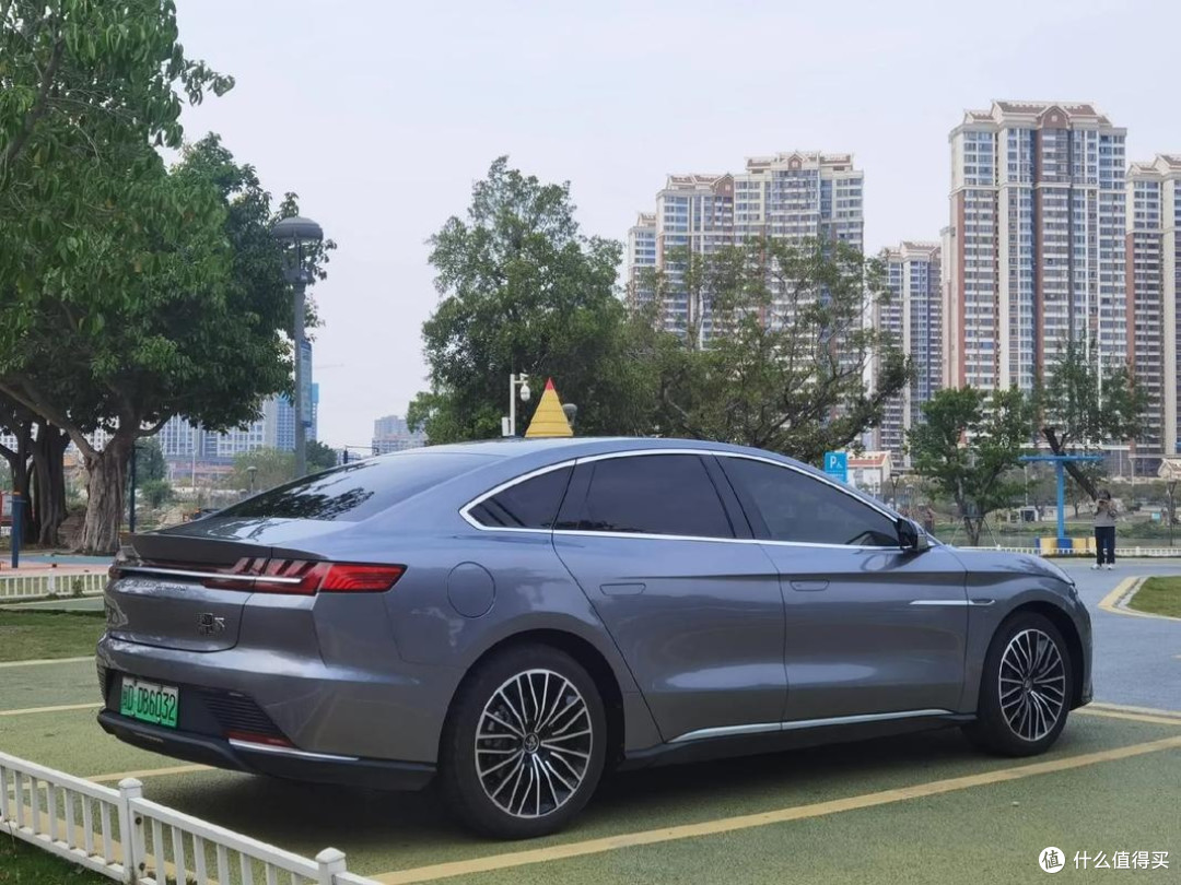 家庭选车:实用与体面兼顾