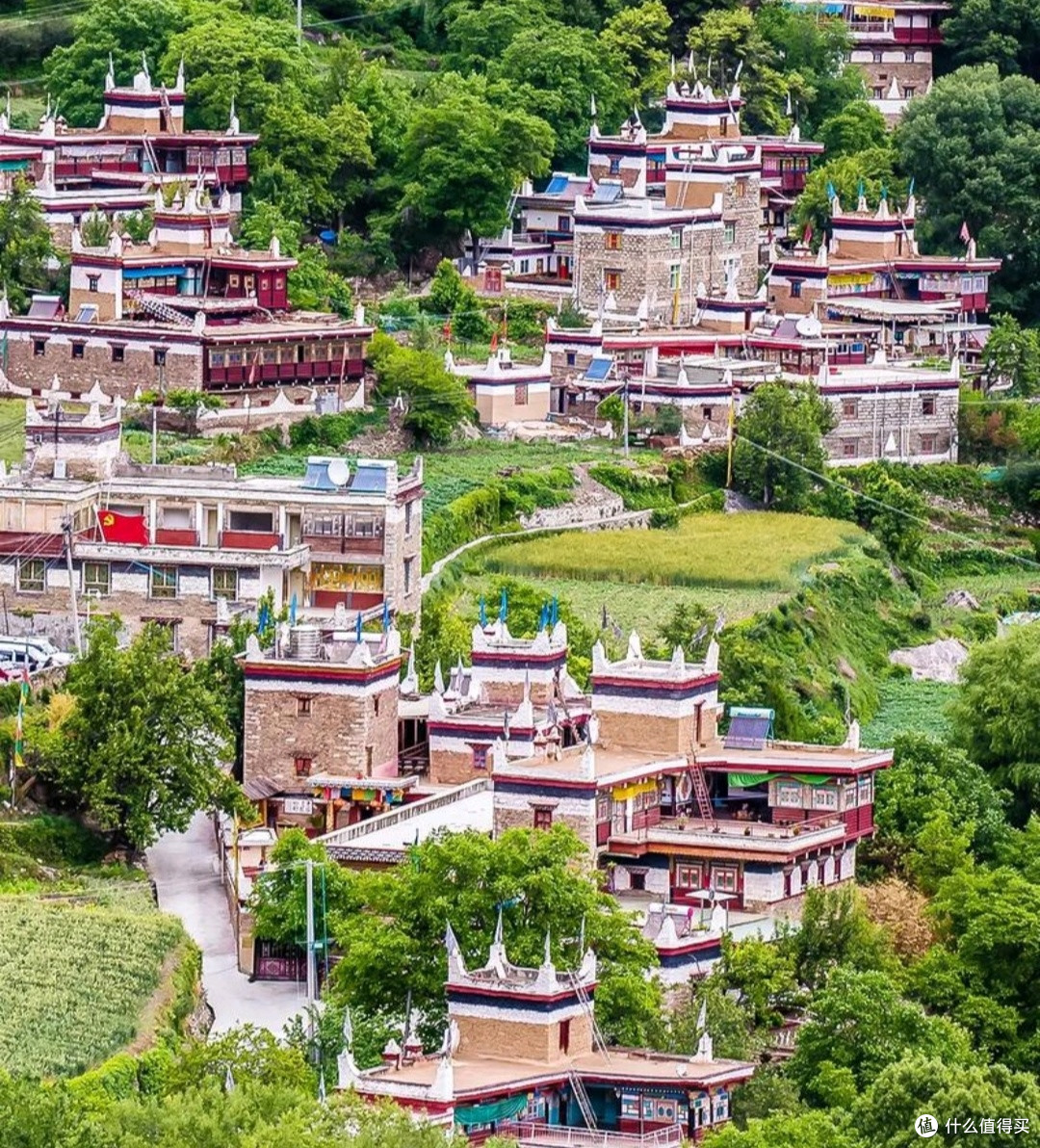 十一小众旅行推荐,如云南的丙中洛、四川的丹巴、贵州的加榜梯田