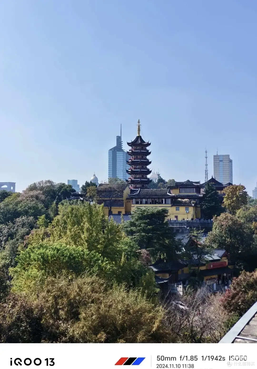 iQOO 13价格断崖式下滑,早买的成了冤种,晚买的赢麻了