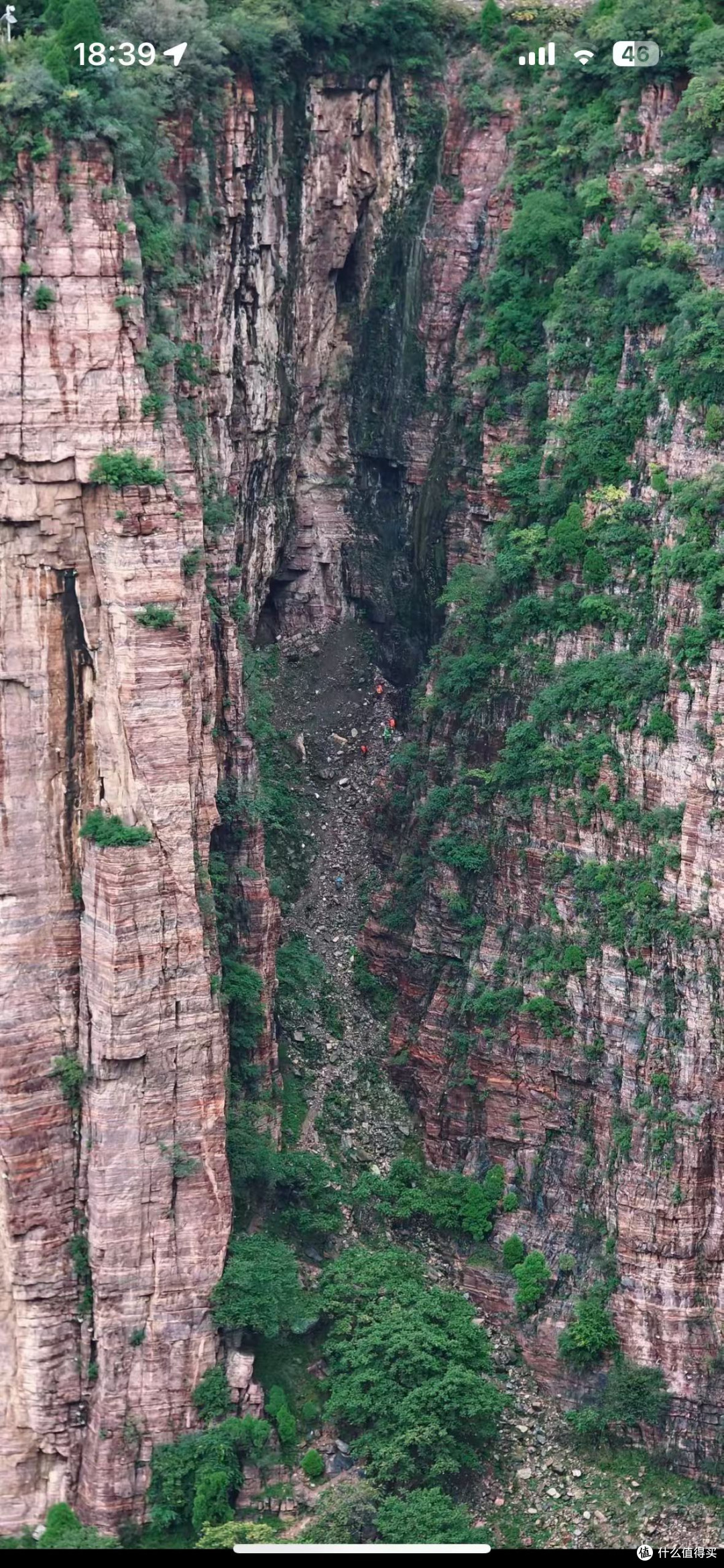 雨雾登山记:被洗涤的灵魂与山径
