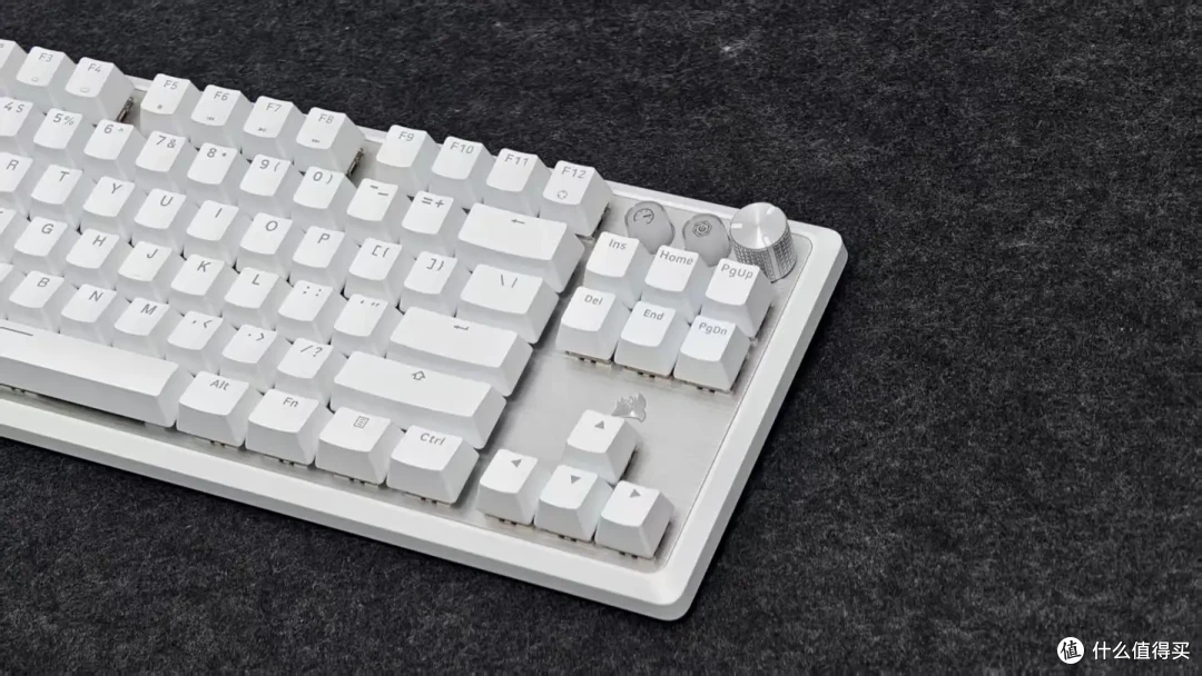 海盗船新款磁轴键盘开箱——K70PRO TKL加量不加价