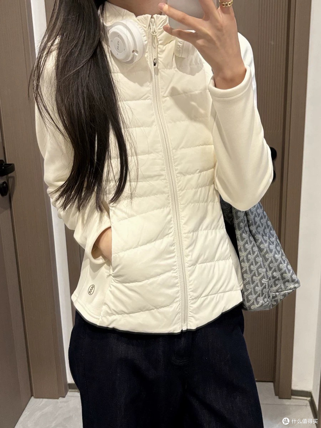 新款羽绒服测评:冬日移动的「温暖结界」