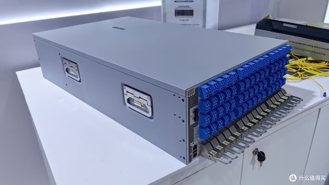  思科 51.2Tbps 芯片炸裂发布！AI 网络迎来新王者