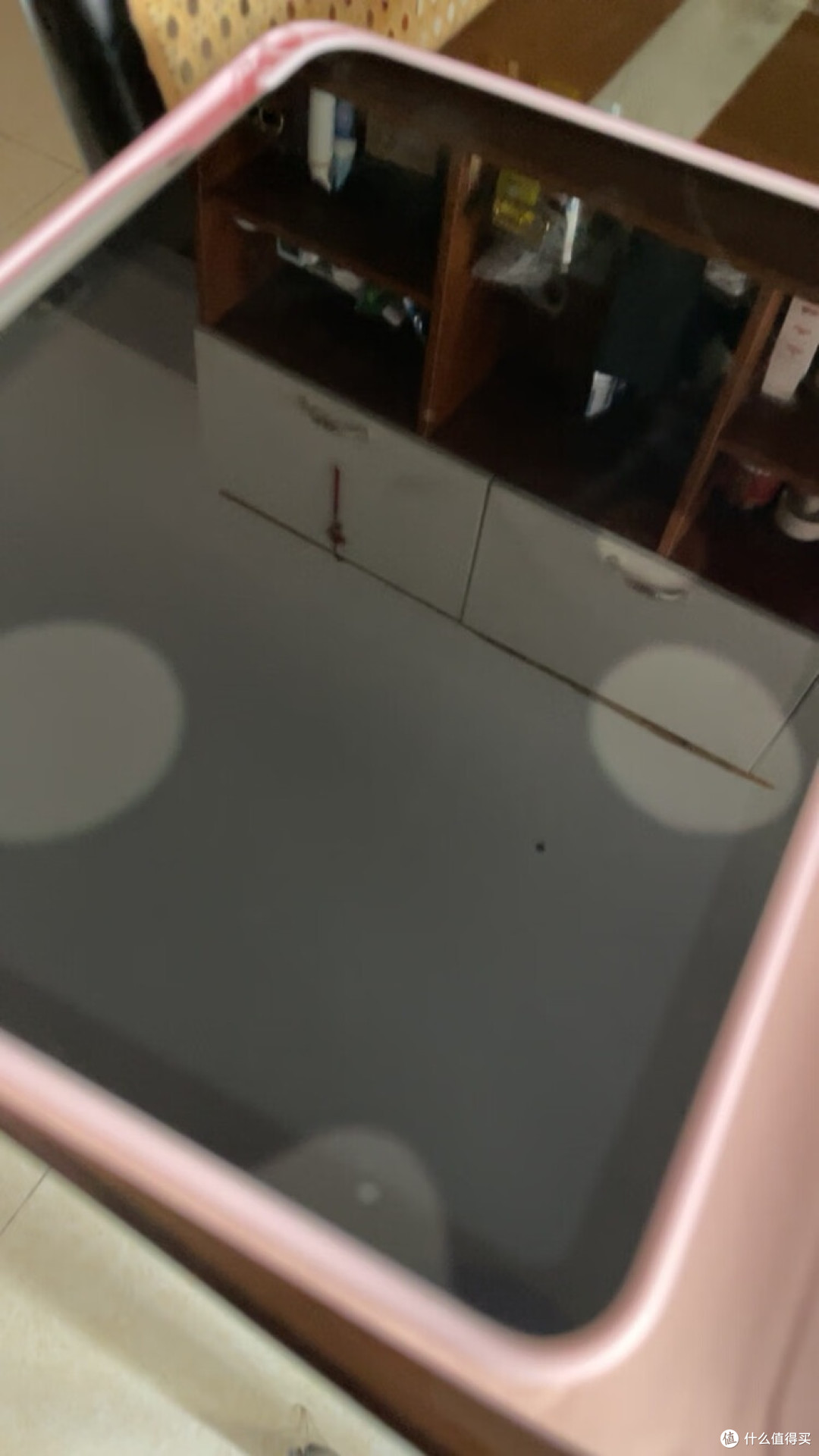 iPad搭配粉色壳：便携与颜值兼备
