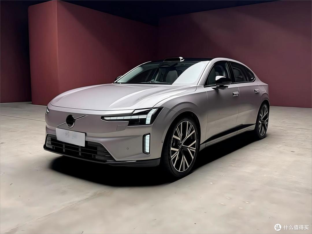 2025年第四季:即将上市的5款热门轿车,你最喜欢哪款?