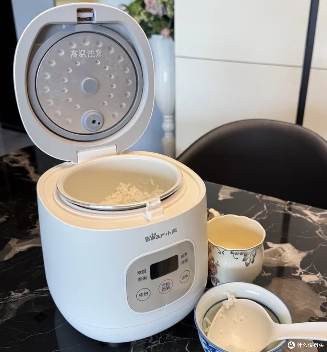 小熊迷你电饭煲测评：独居青年的暖心饭堂