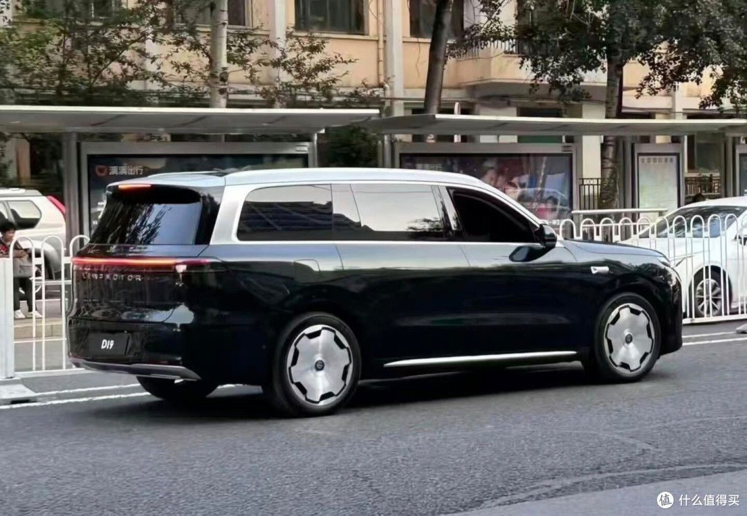 不喊口号的“半价理想”，竟然杀成了新势力第一！？