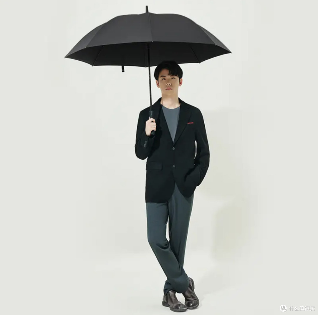 风雨无惧的出行伴侣——京东京造27寸长柄伞！