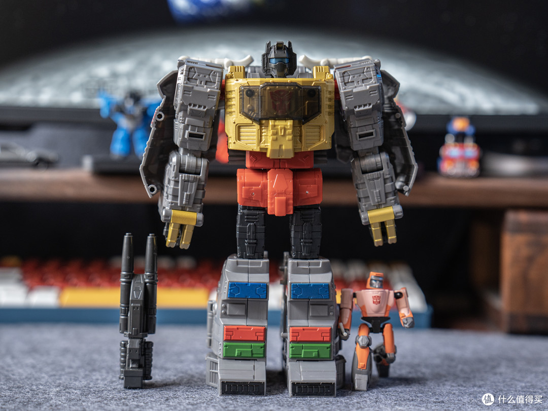 Transformers 变形金刚工作室系列F8514 86版指挥官级擎天柱【报价价格