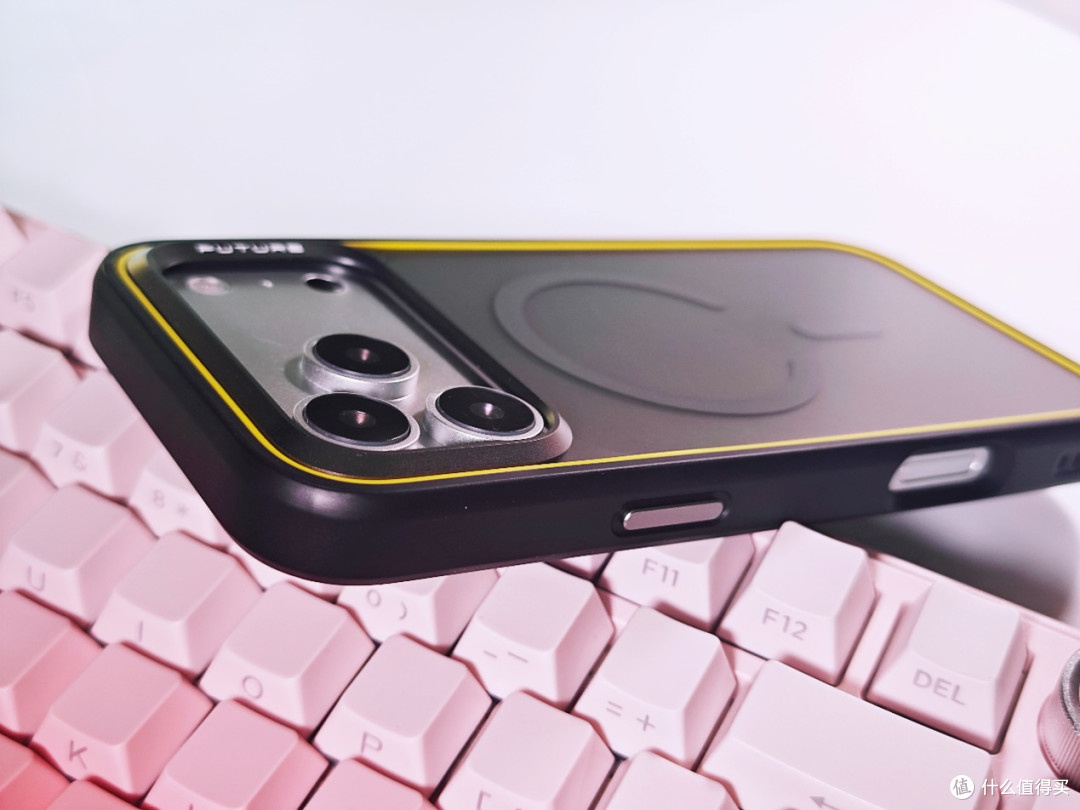 国庆喜提iPhone 17 Pro Max！小万元的手机摔了磕了怎么办?