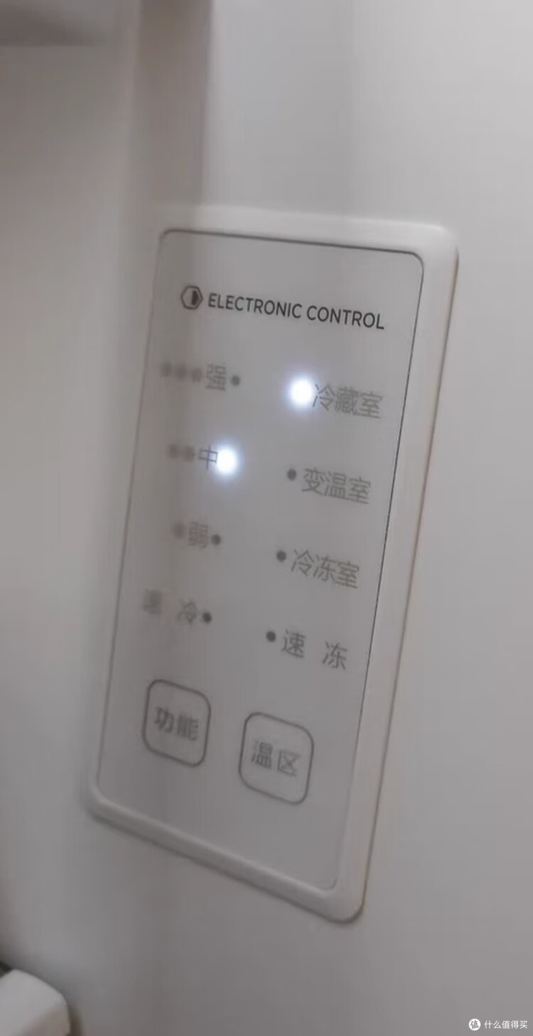十字对开门冰箱的保鲜与收纳评测