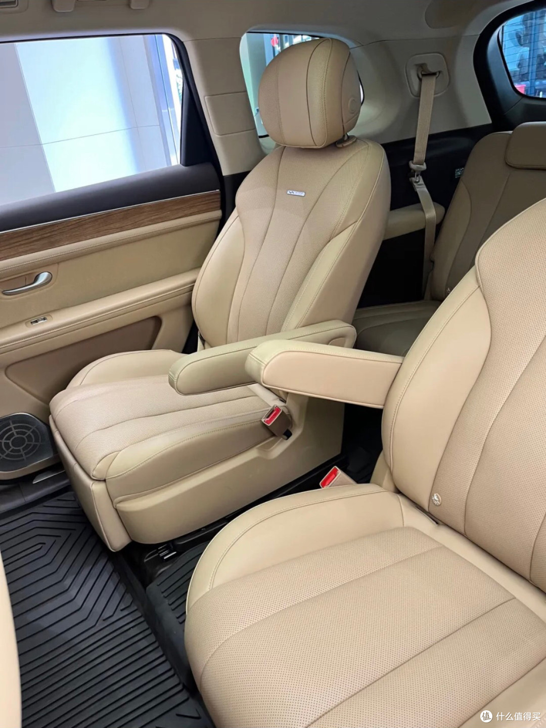 问界M7:25万内SUV优选