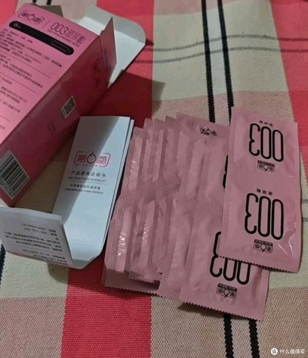 第六感003玻尿酸避孕套：超薄与水润的双重守护
